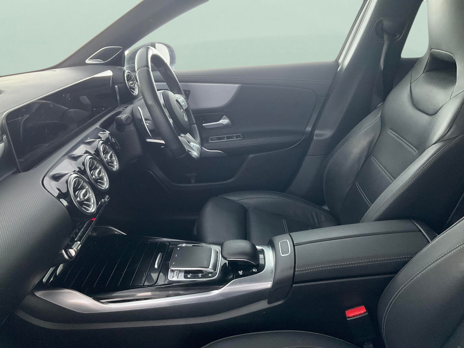 Used Mercedes-Benz A-Class 2019 for sale - 76373462: Photo 4