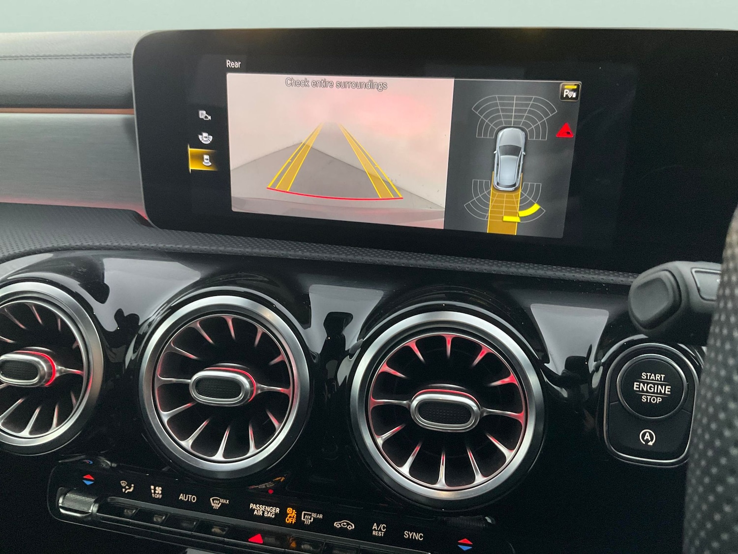 Used Mercedes-Benz A-Class 2019 for sale - 76373462: Photo 8