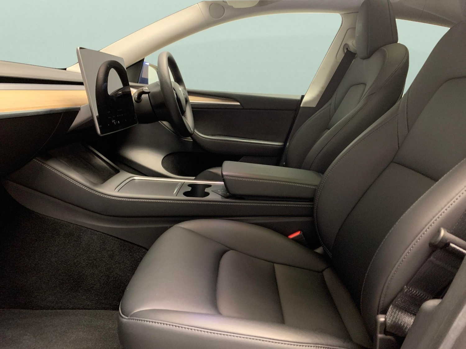 Used Tesla Model Y 2022 for sale - 77576944: Photo 4