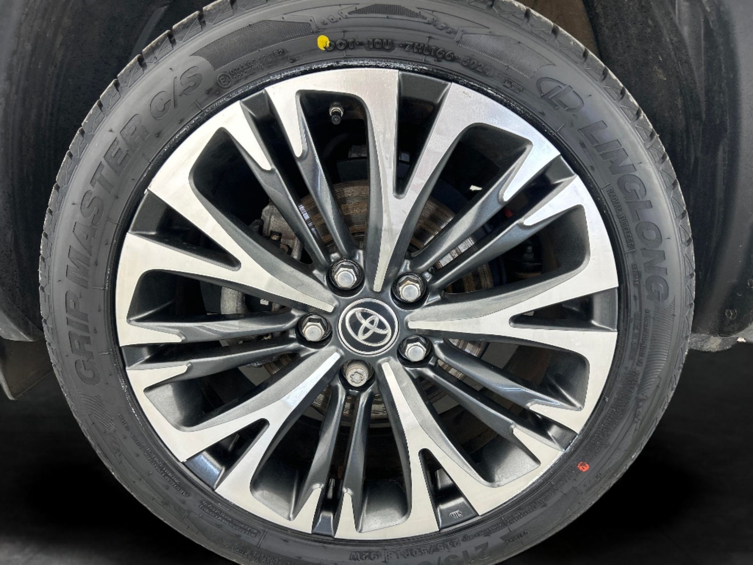 Used Toyota Yaris Cross 2023 for sale - 76760901: Photo 19