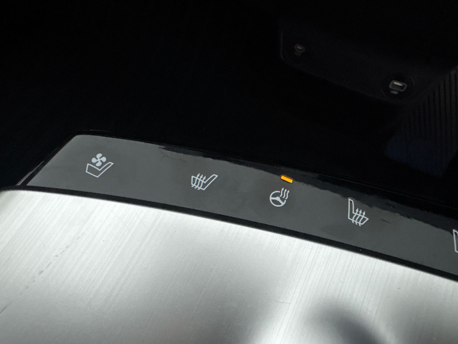 Used Kia EV6 2023 for sale - 77797221: Photo 25