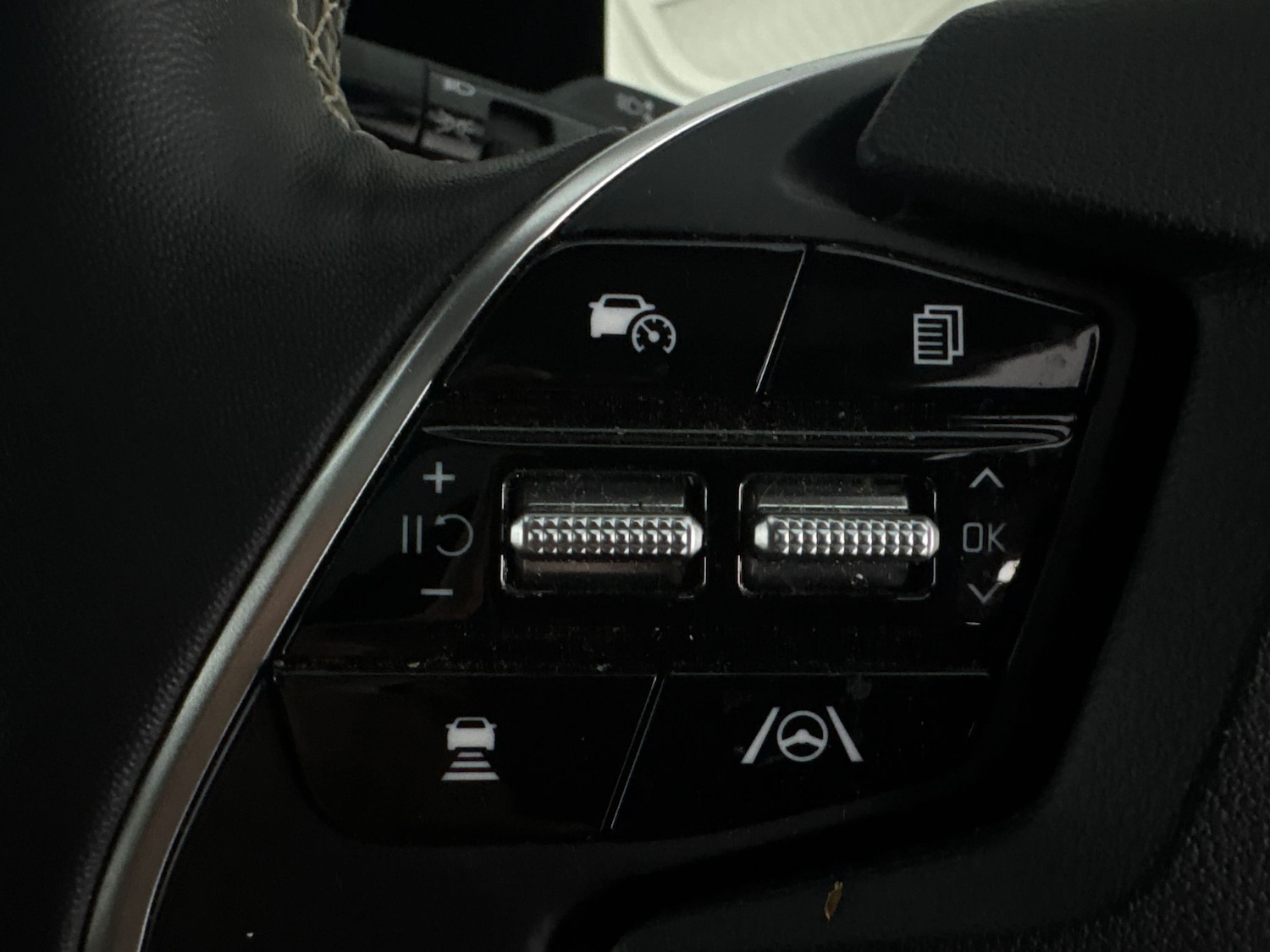 Used Kia EV6 2023 for sale - 77797221: Photo 27