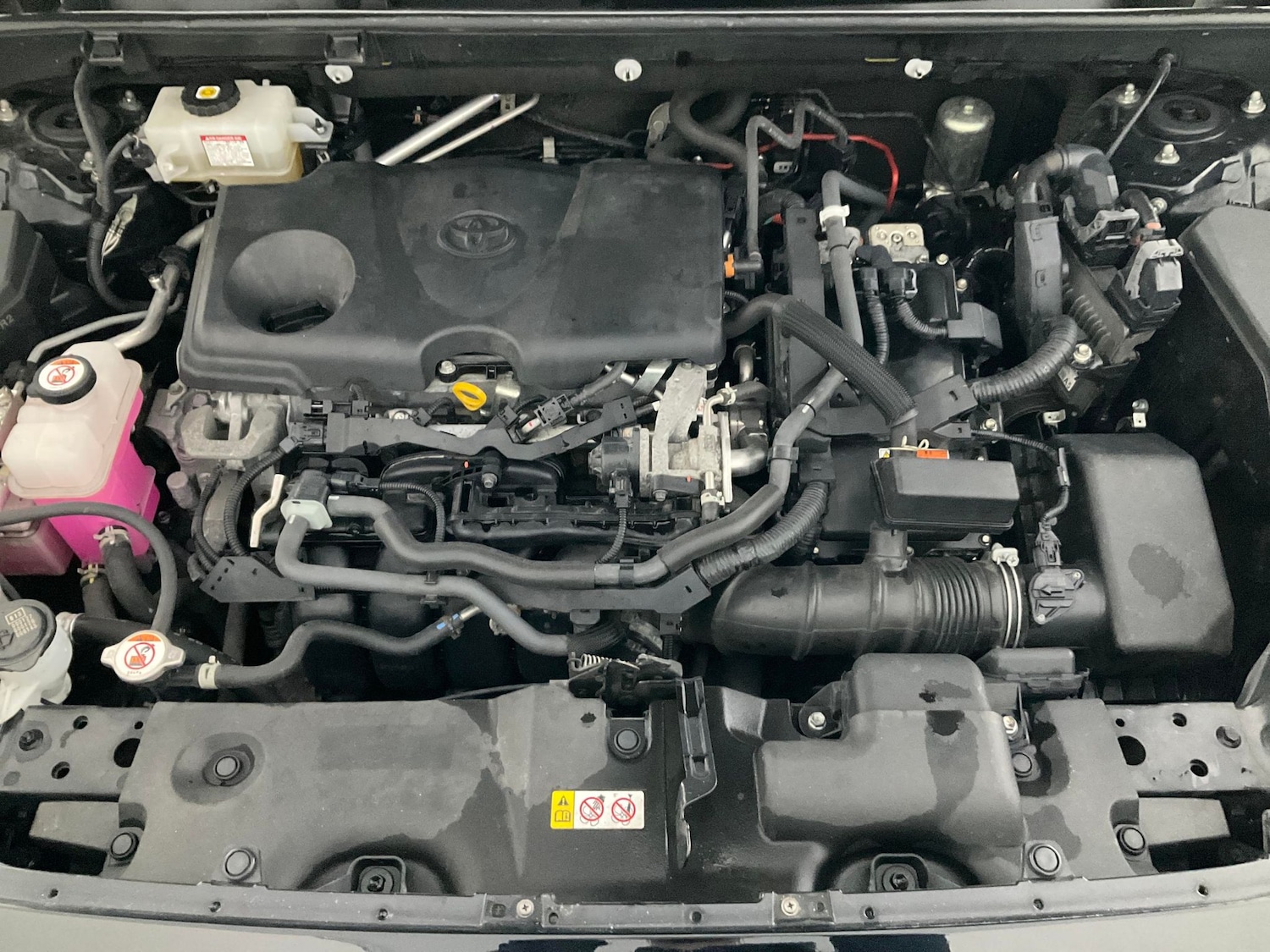 Used Toyota RAV4 2021 for sale - 76669343: Photo 32