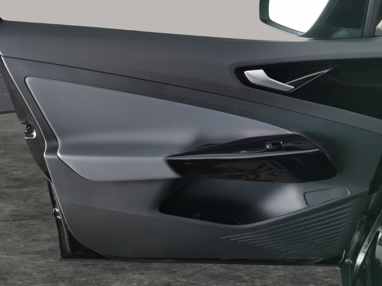 Used Volkswagen ID.4 2023 for sale - 77676024: Photo 26