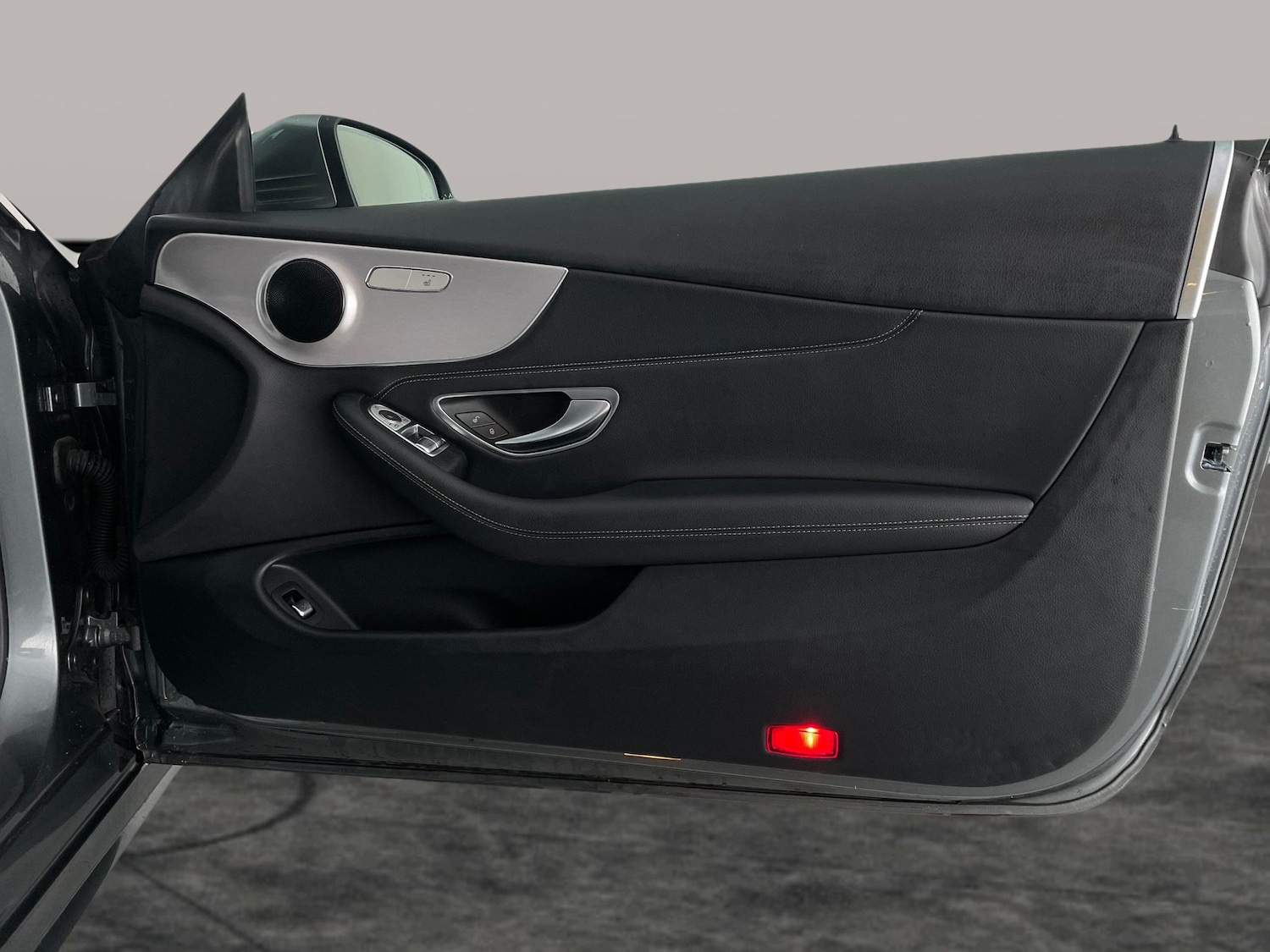 Used Mercedes-Benz C Class 2021 for sale - 76862110: Photo 32