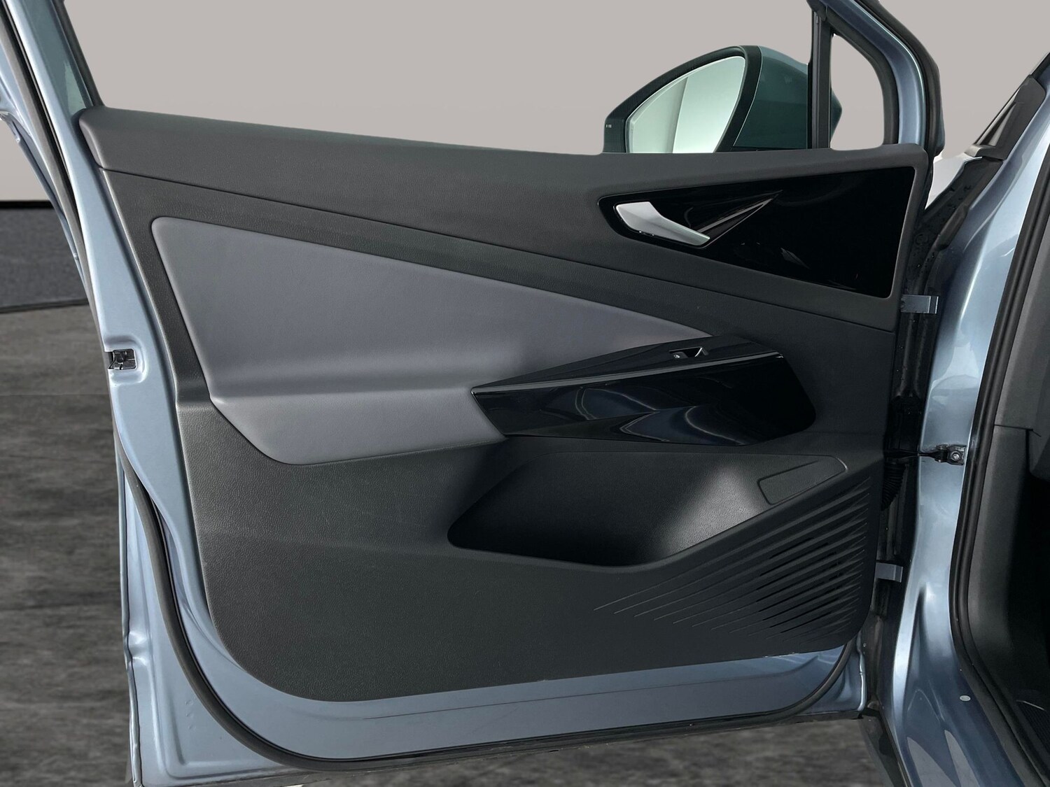 Used Volkswagen ID.4 2023 for sale - 77404316: Photo 32