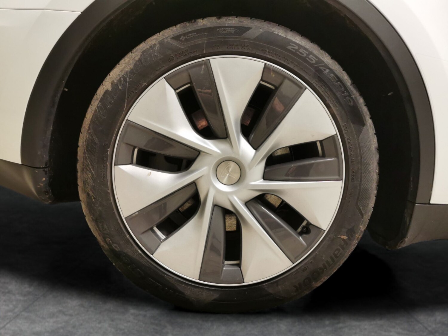 Used Tesla Model Y 2024 for sale - 77980693: Photo 25