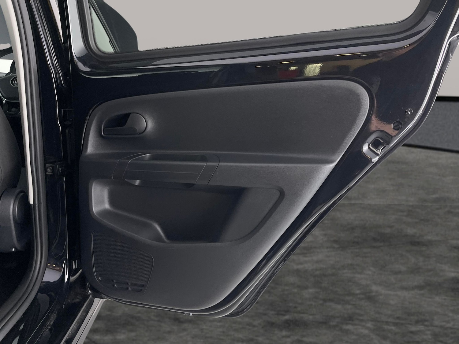 Used Volkswagen up! 2022 for sale - 76940327: Photo 24