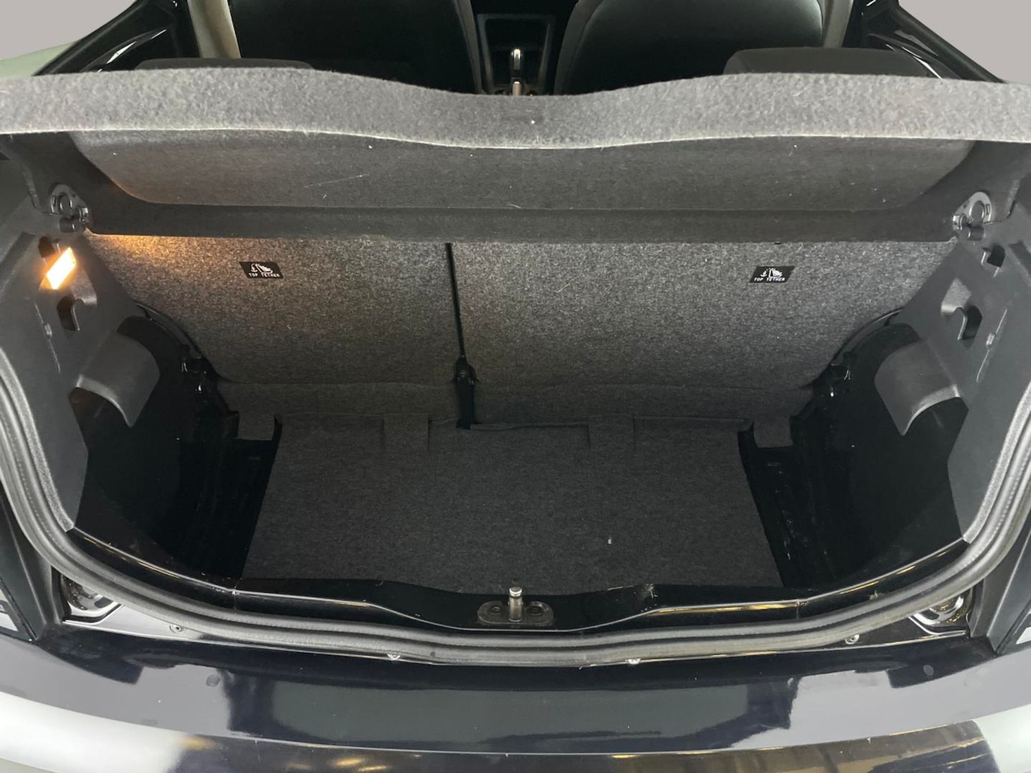 Used Volkswagen up! 2022 for sale - 76940327: Photo 27