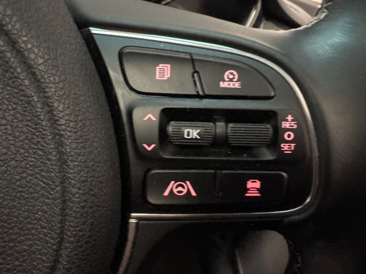 Used Kia Niro 2021 for sale - 77675900: Photo 24