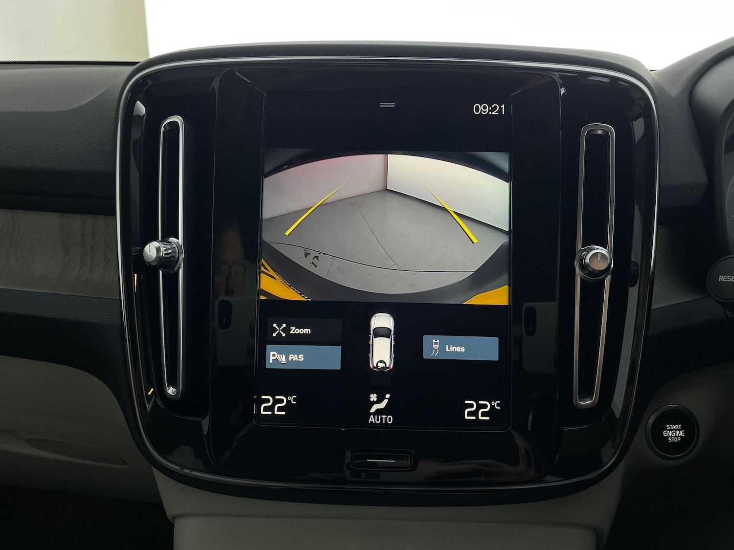 Used Volvo XC40 2021 for sale - 76477592: Photo 7