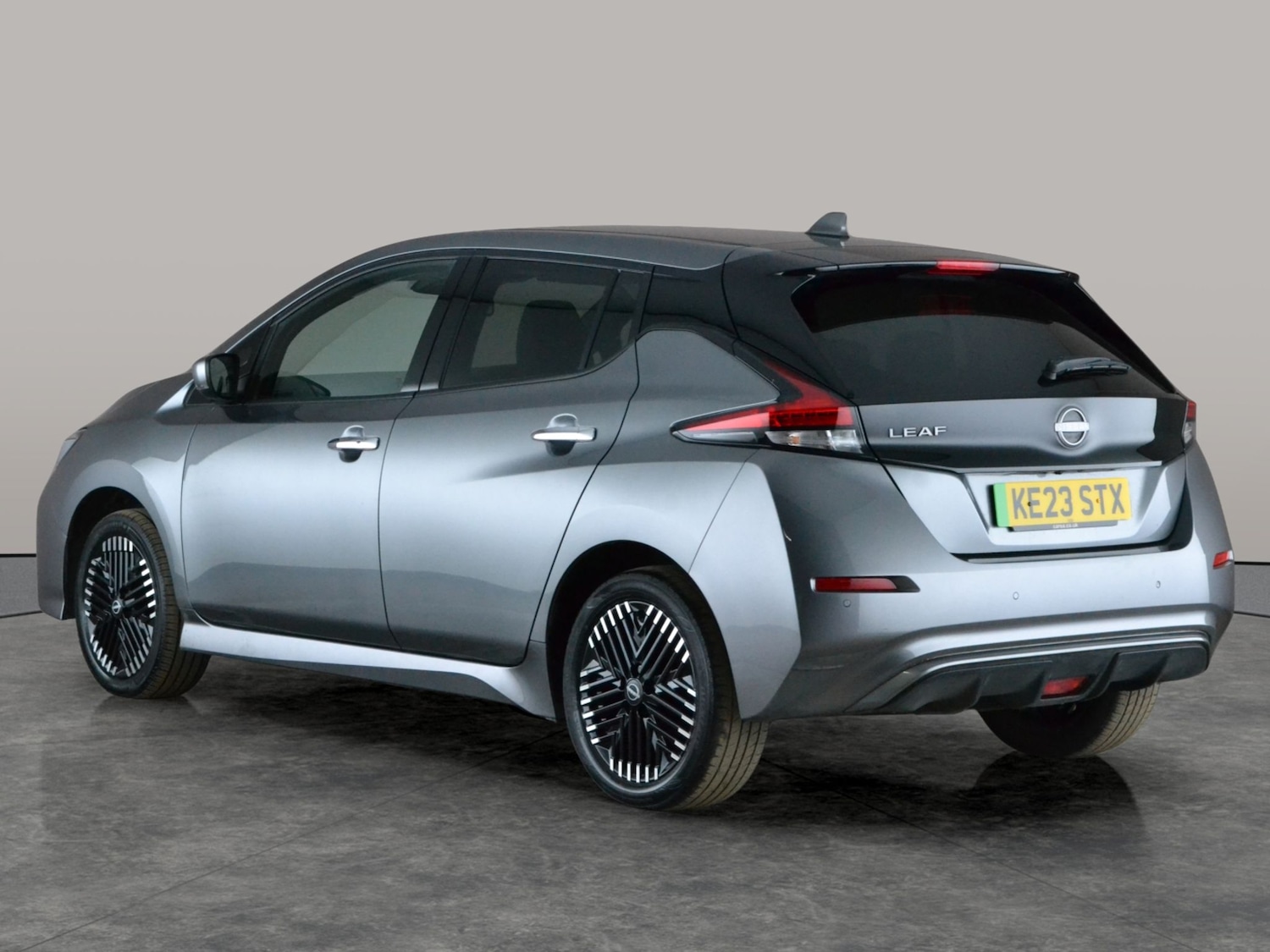 Used Nissan Leaf 2023 for sale - 78180684: Photo 12