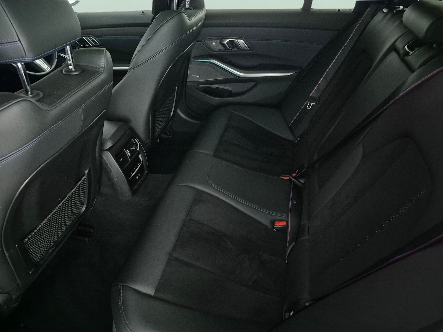 Used BMW 3 Series 2023 for sale - 77934719: Photo 40