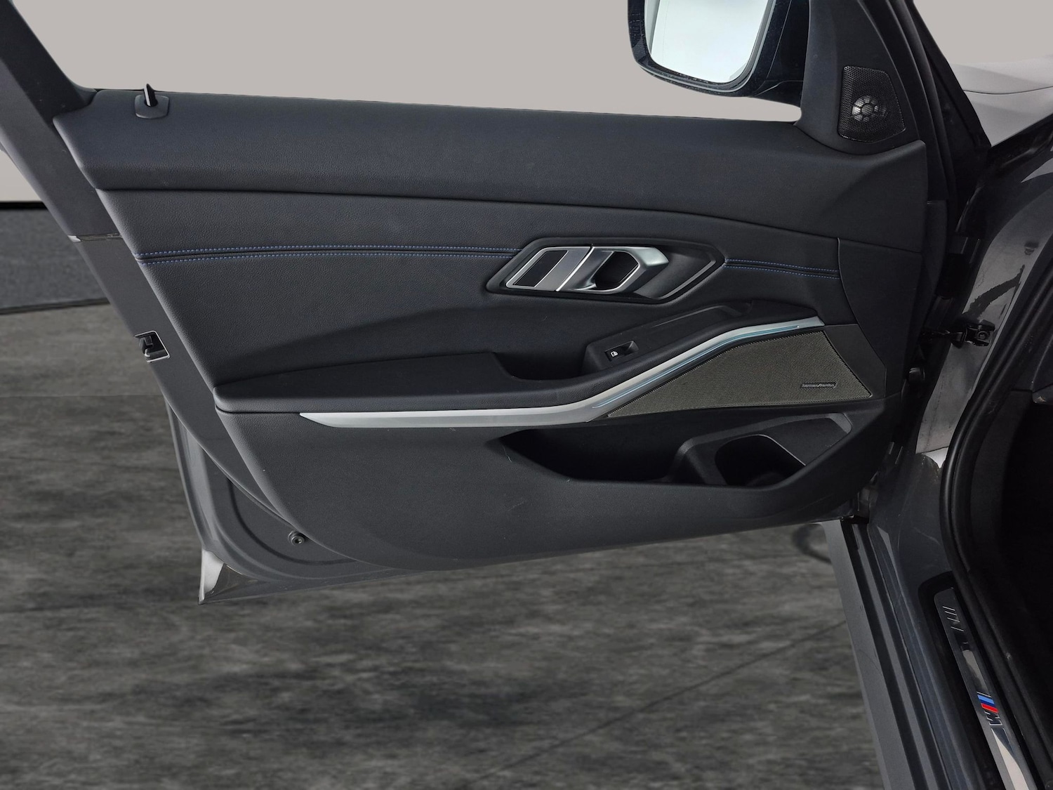 Used BMW 3 Series 2023 for sale - 77934719: Photo 41