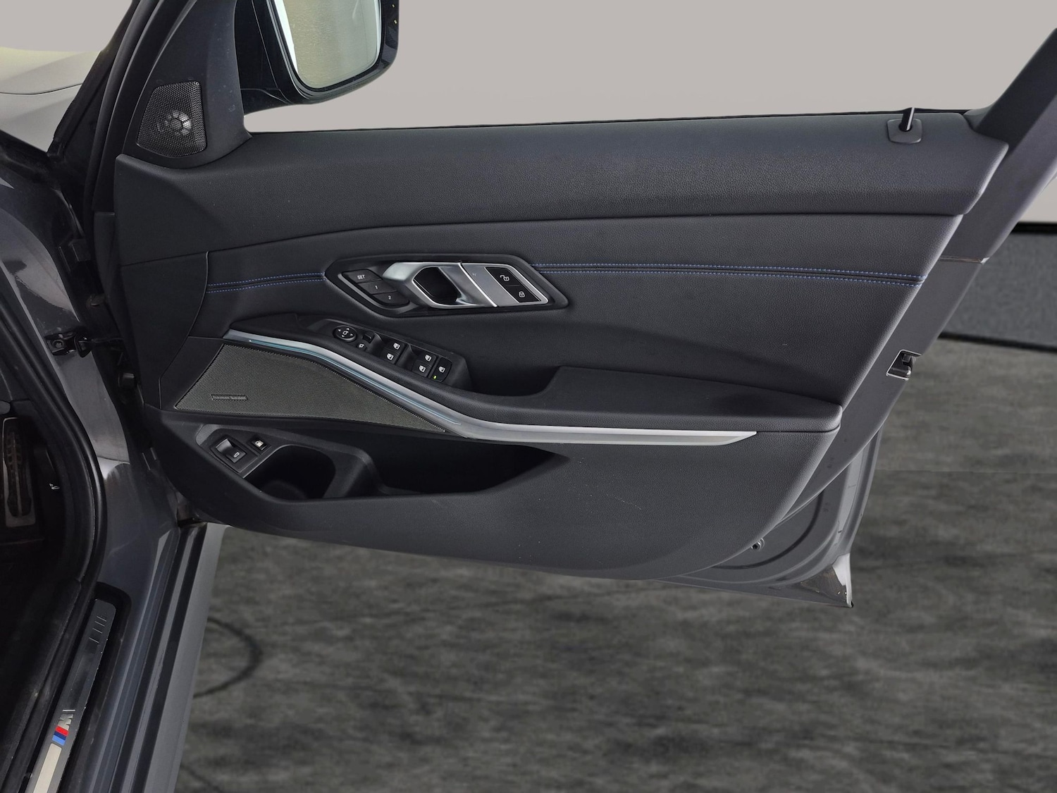 Used BMW 3 Series 2023 for sale - 77934719: Photo 44