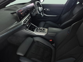 Used BMW 3 Series 2023 for sale - 77934719: Photo