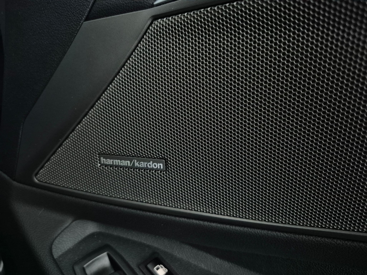 Used BMW 3 Series 2023 for sale - 77934719: Photo 6