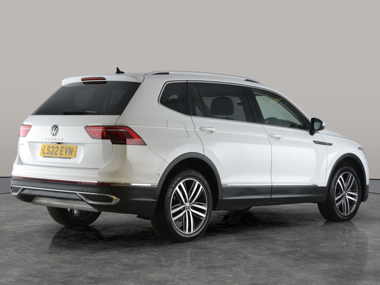 Used Volkswagen Tiguan Allspace 2022 for sale - 76577888: Photo 11