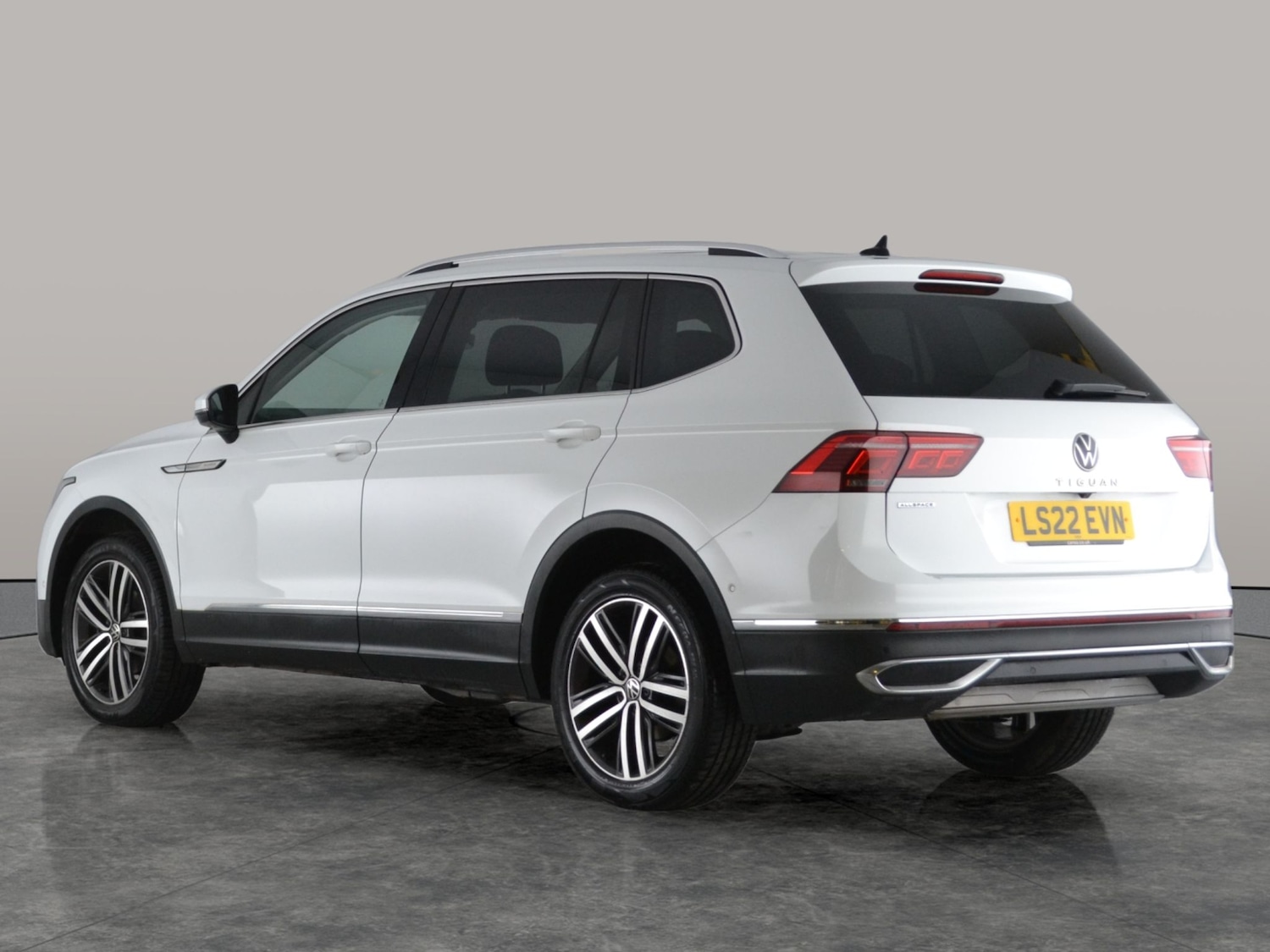 Used Volkswagen Tiguan Allspace 2022 for sale - 76577888: Photo 9