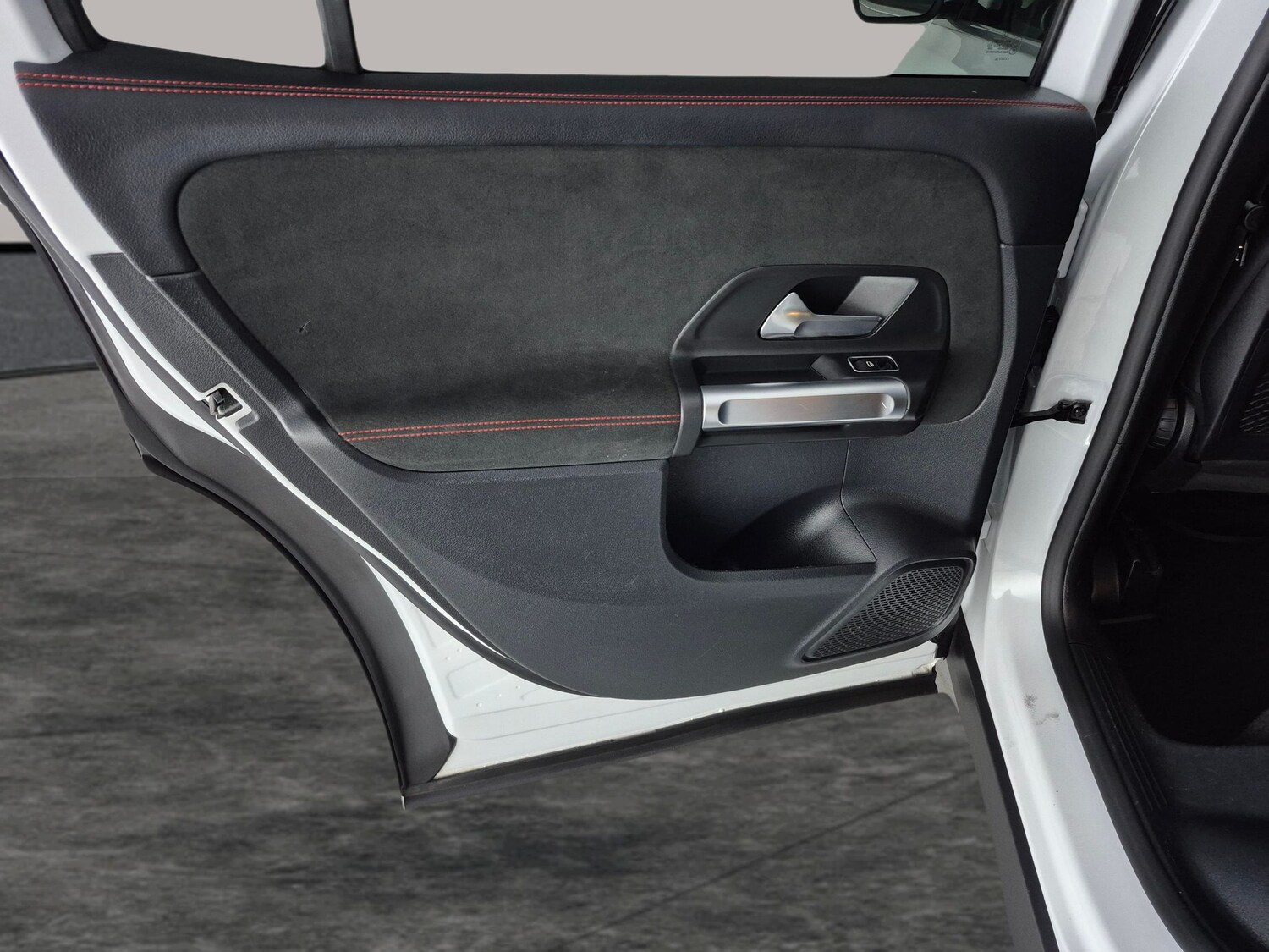 Used Mercedes-Benz GLB 2022 for sale - 78140013: Photo 30