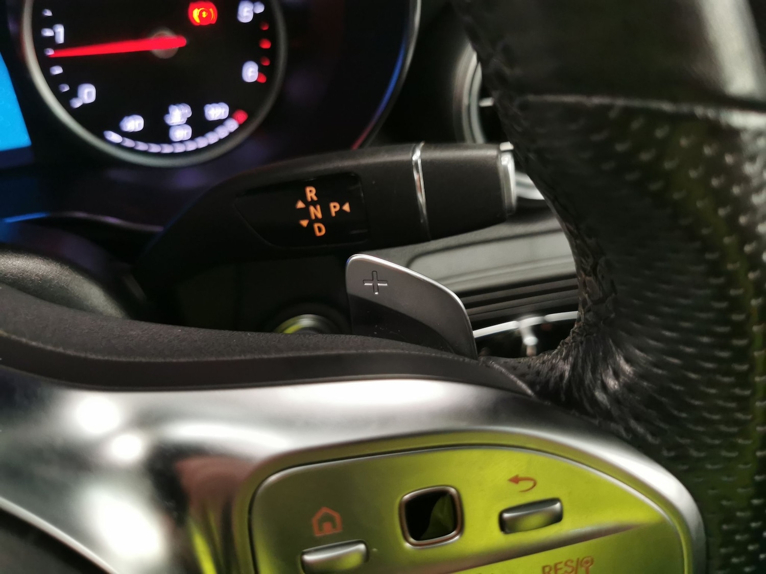 Used Mercedes-Benz GLC 2019 for sale - 77418091: Photo 19