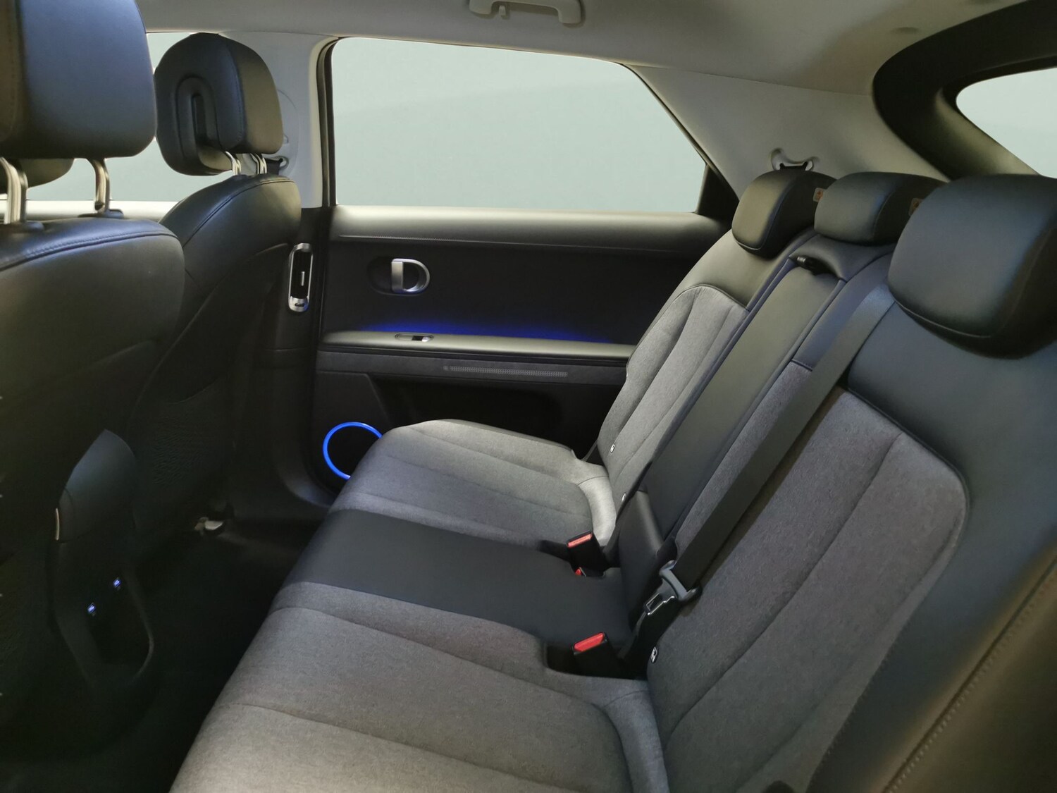 Used Hyundai IONIQ 5 2023 for sale - 78173359: Photo 31