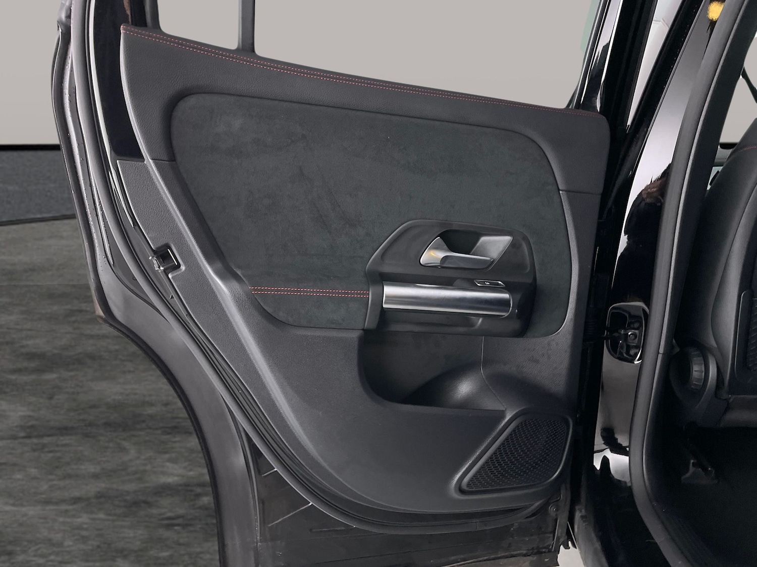 Used Mercedes-Benz EQA 2022 for sale - 76682131: Photo 32