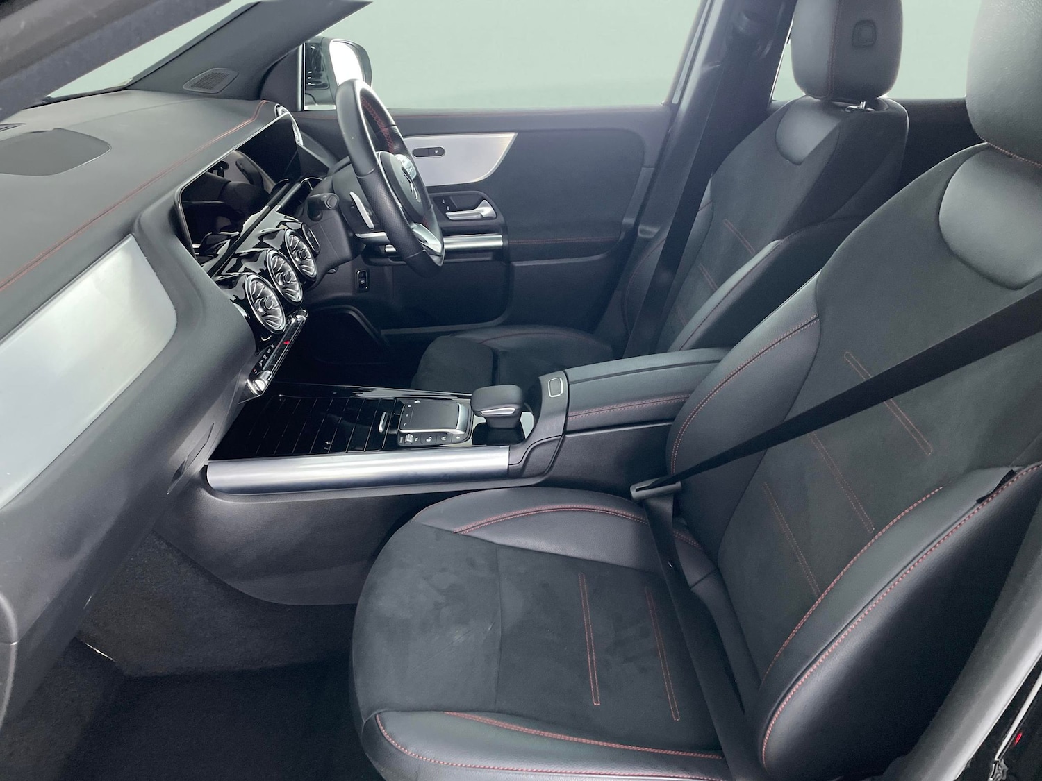 Used Mercedes-Benz EQA 2022 for sale - 76682131: Photo 4