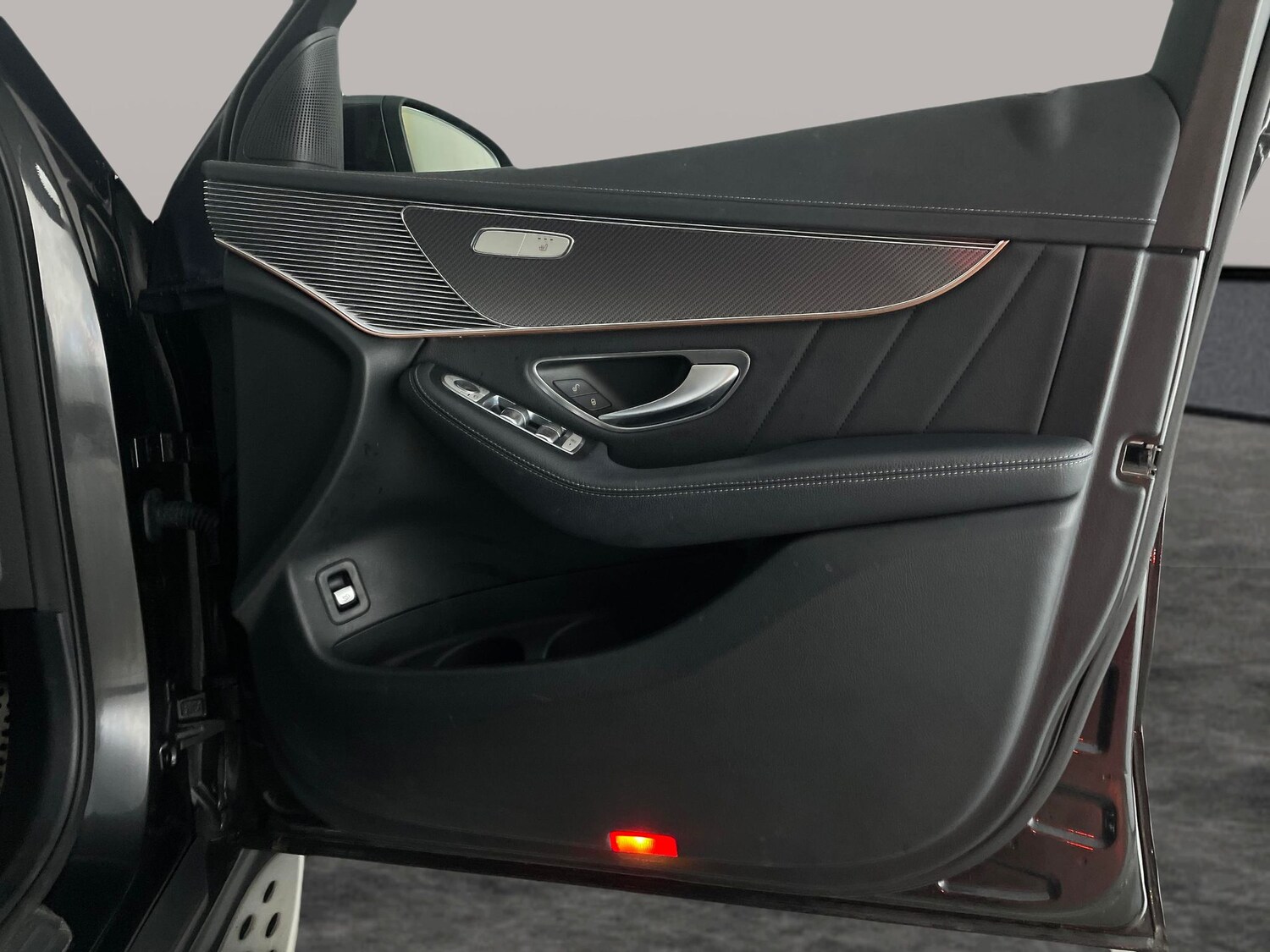 Used Mercedes-Benz EQC 2022 for sale - 77398806: Photo 36