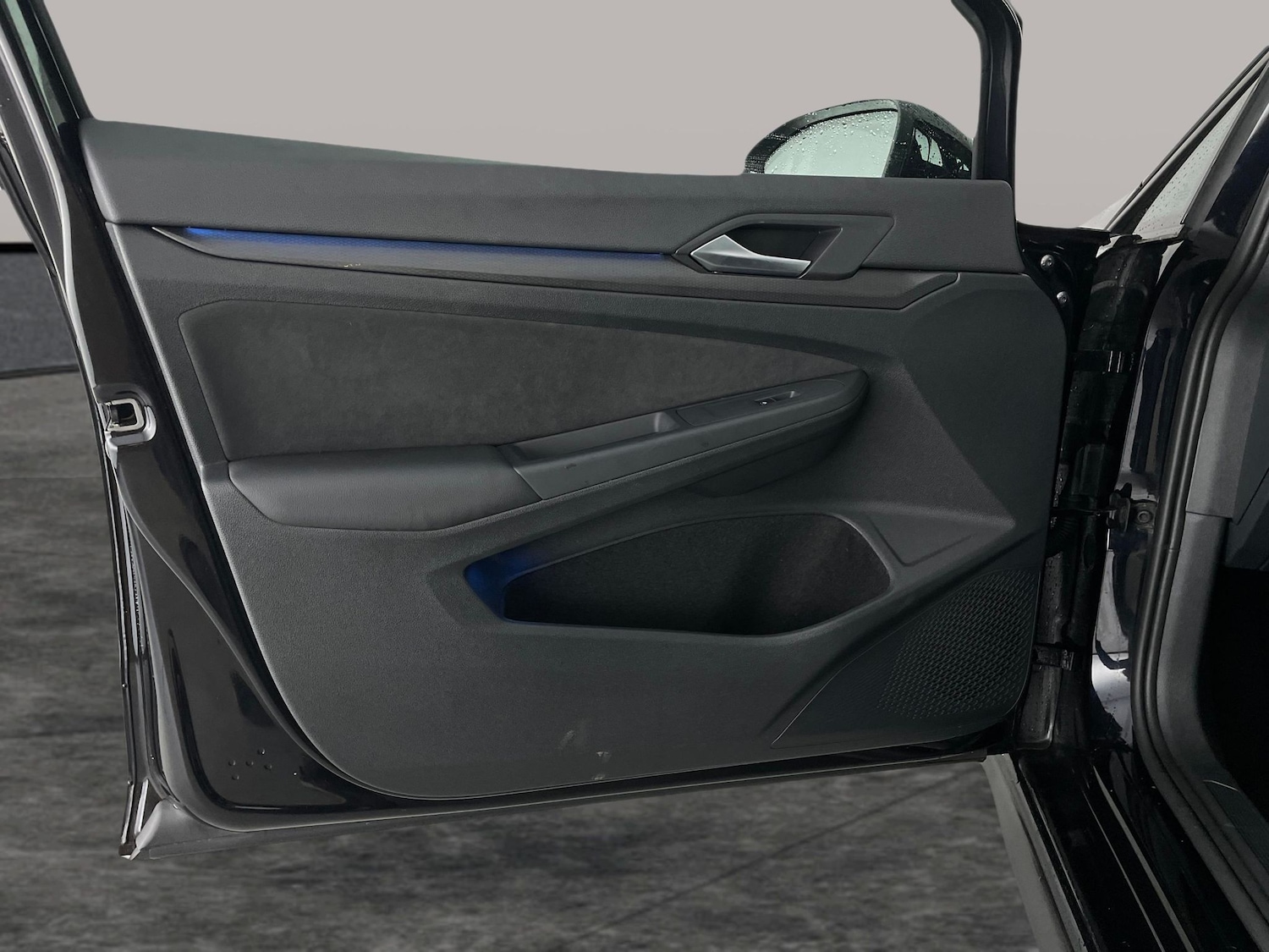 Used Volkswagen Golf 2023 for sale - 76854786: Photo 31