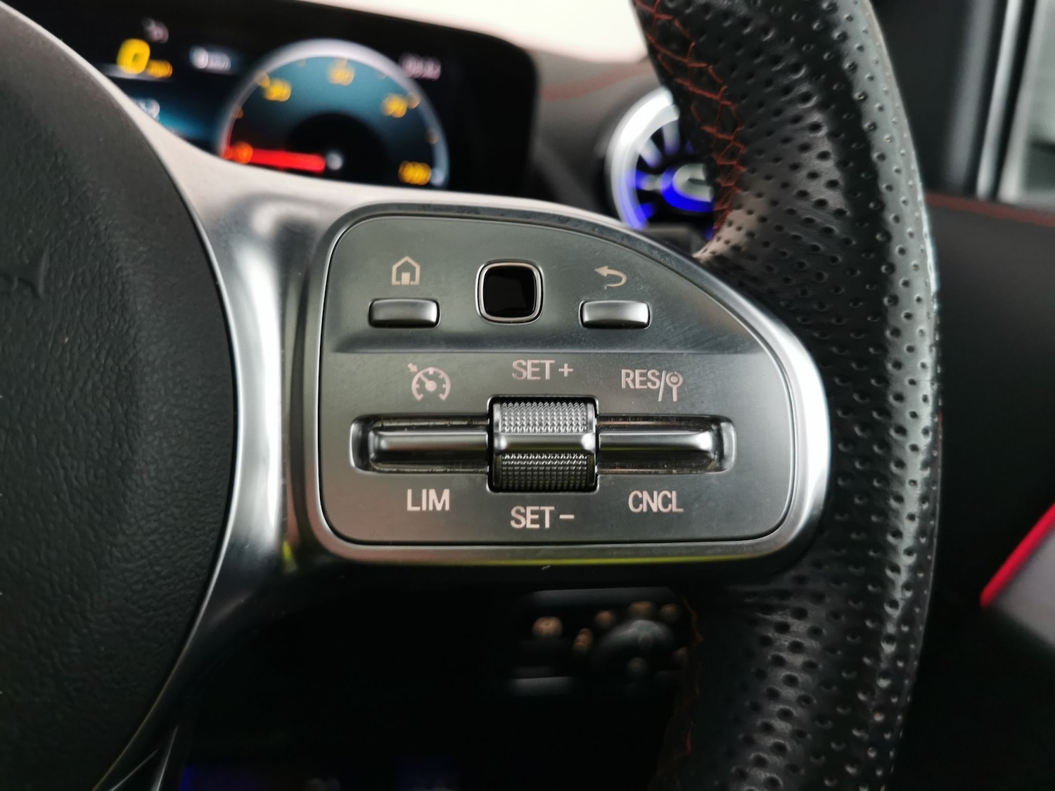 Used Mercedes-Benz EQA 2022 for sale - 77980714: Photo 24