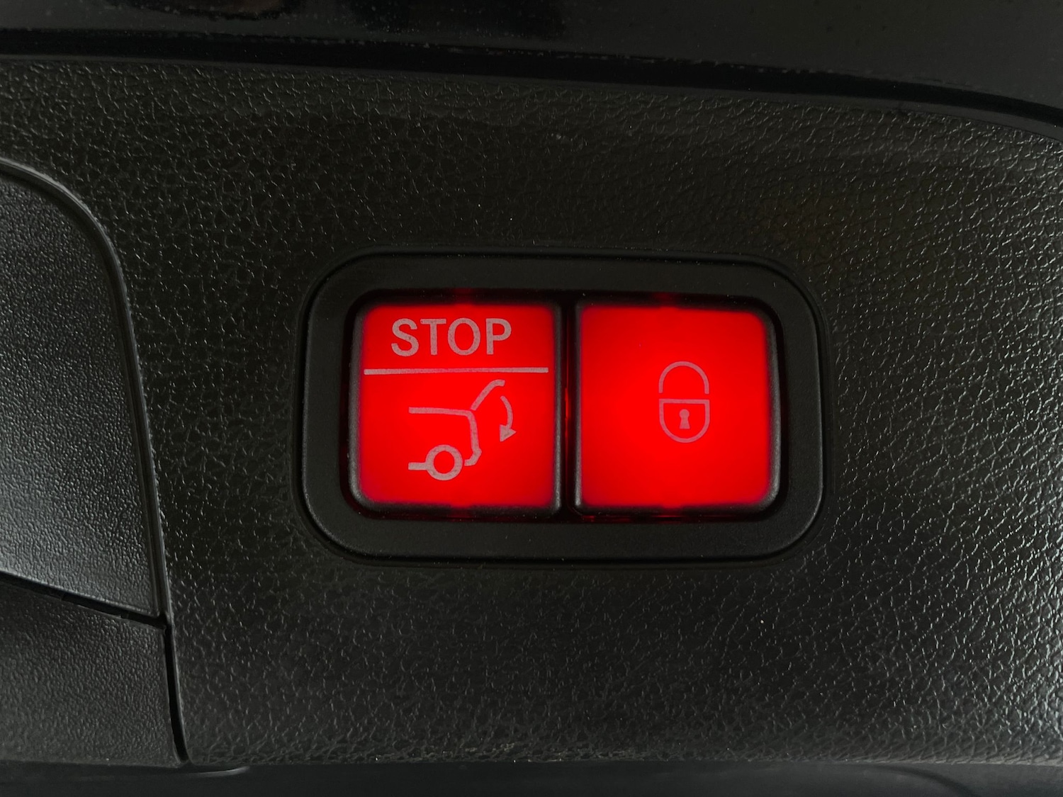 Used Mercedes-Benz EQC 2022 for sale - 76940312: Photo 16