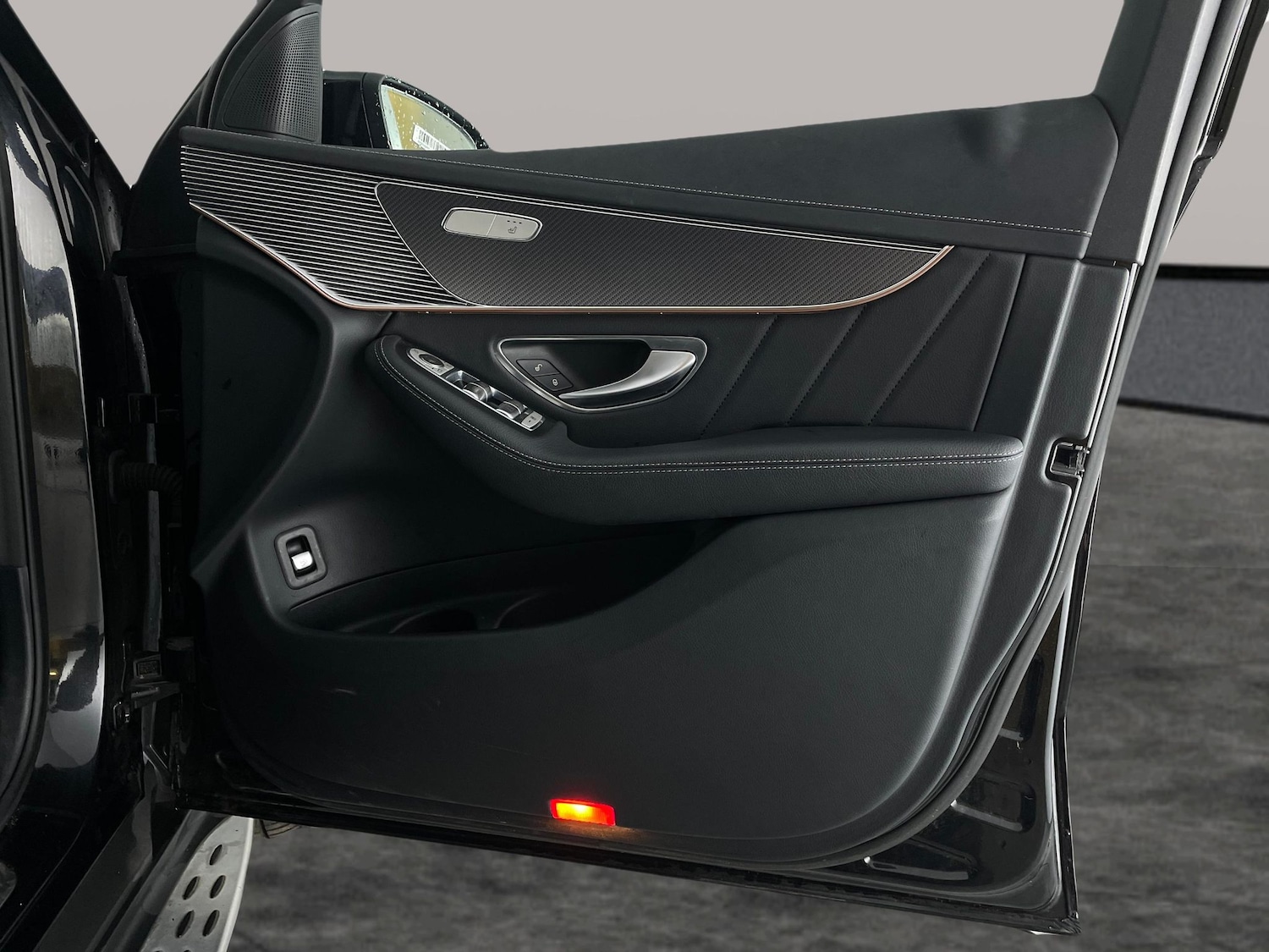 Used Mercedes-Benz EQC 2022 for sale - 76940312: Photo 39