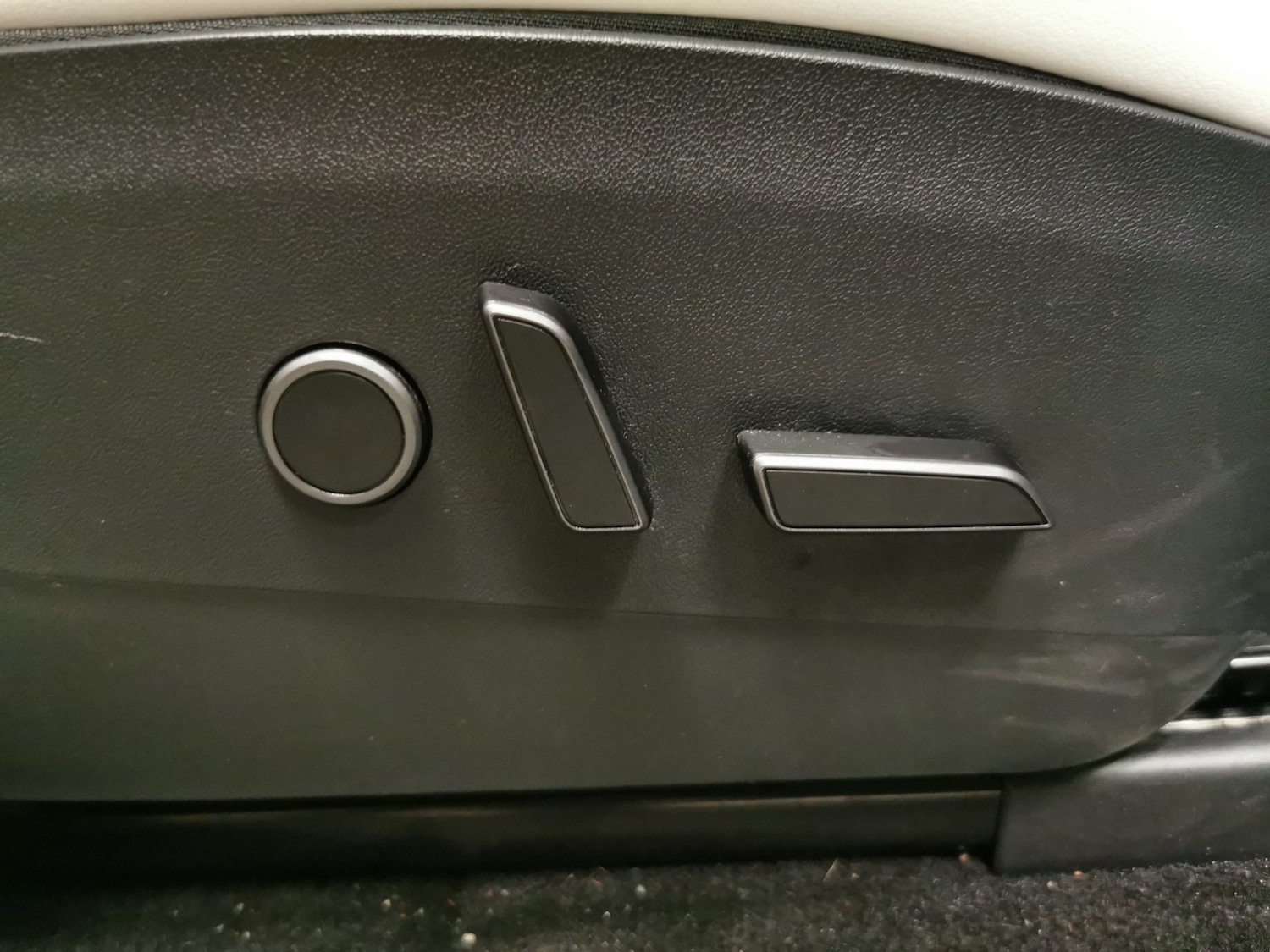 Used Tesla Model Y 2023 for sale - 76526001: Photo 19