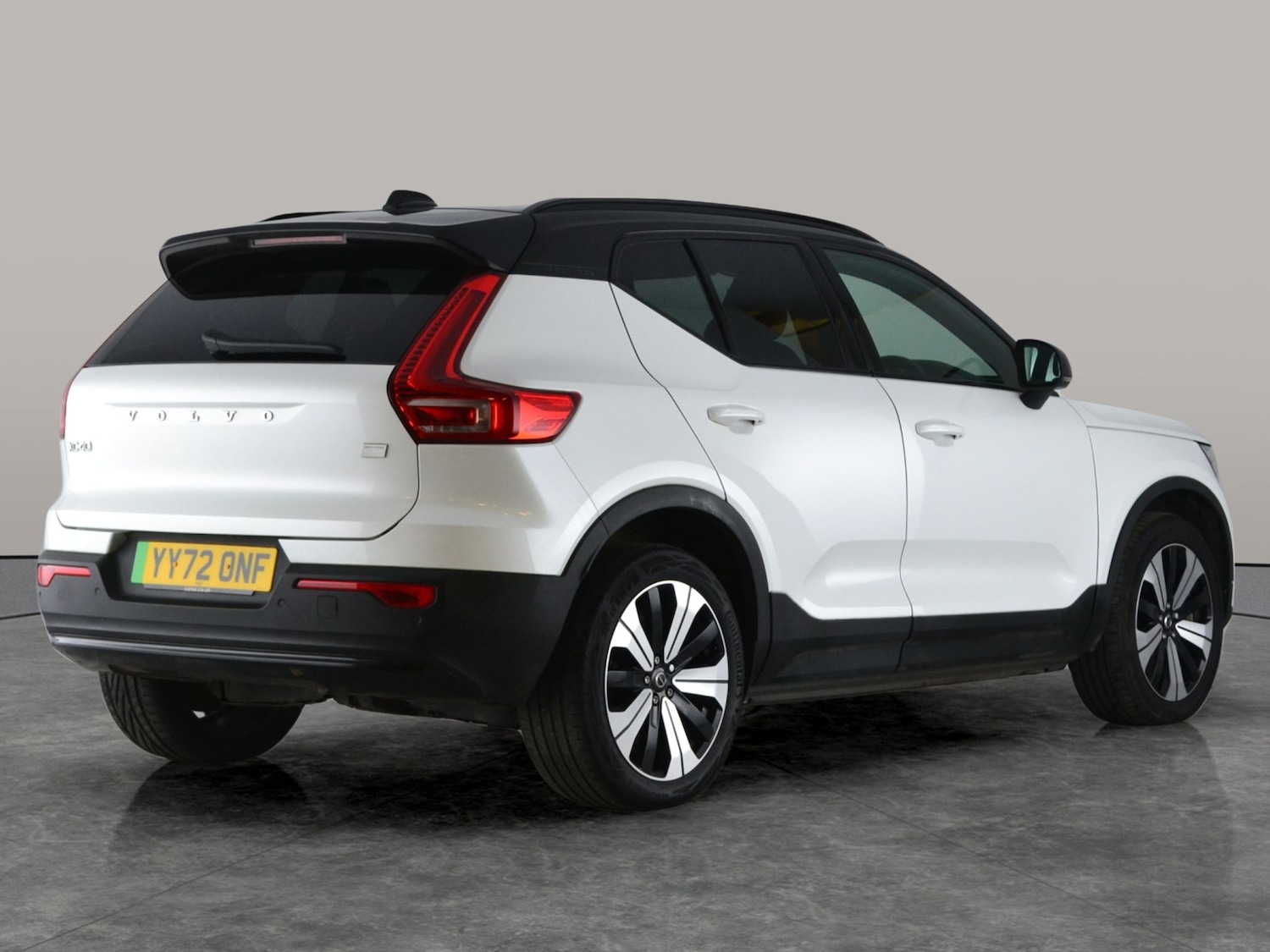 Used Volvo XC40 2022 for sale - 77031828: Photo 10