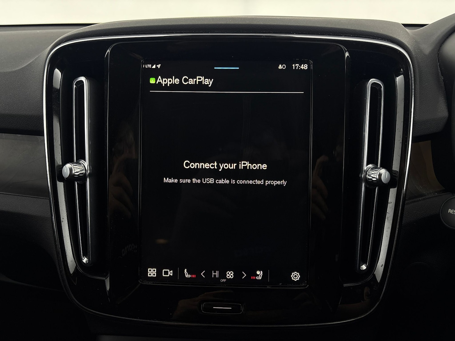 Used Volvo XC40 2022 for sale - 77031828: Photo 23