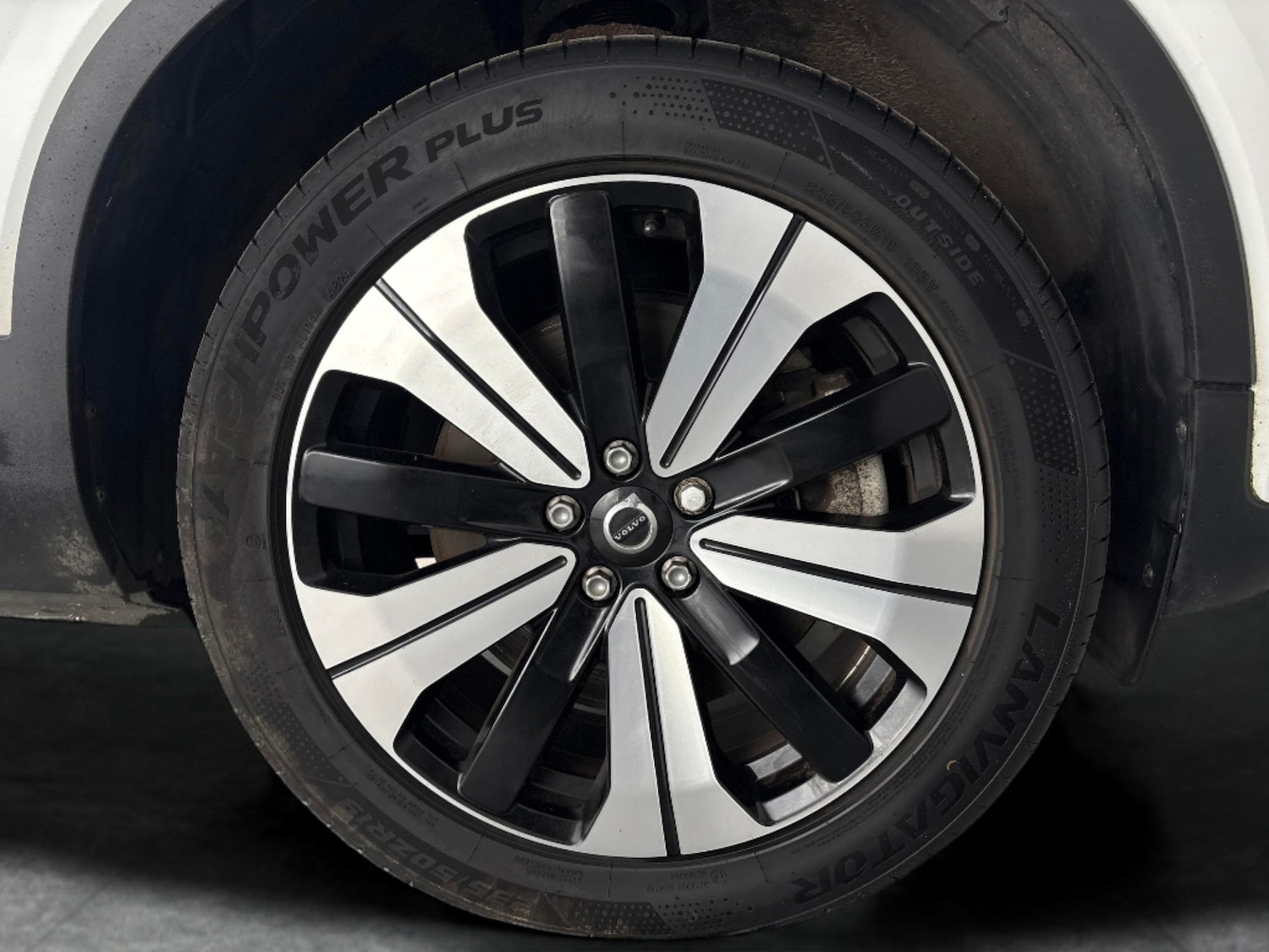 Used Volvo XC40 2022 for sale - 77031828: Photo 28