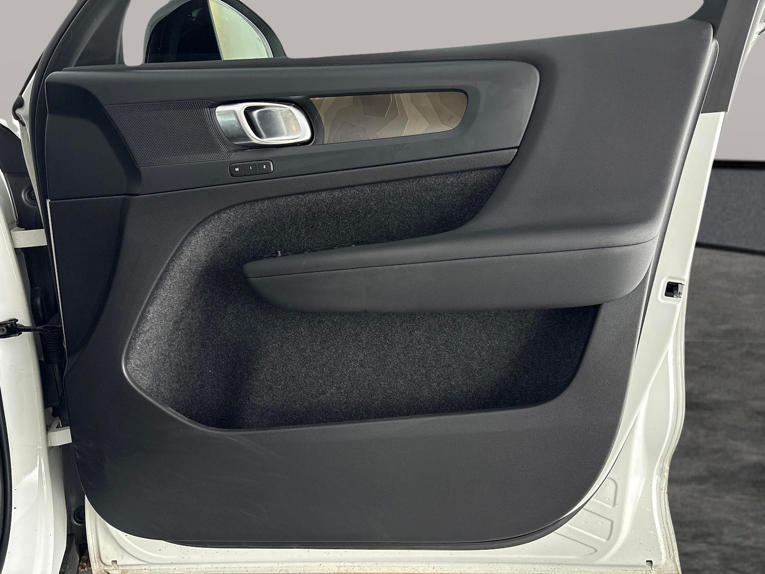 Used Volvo XC40 2022 for sale - 77031828: Photo 32