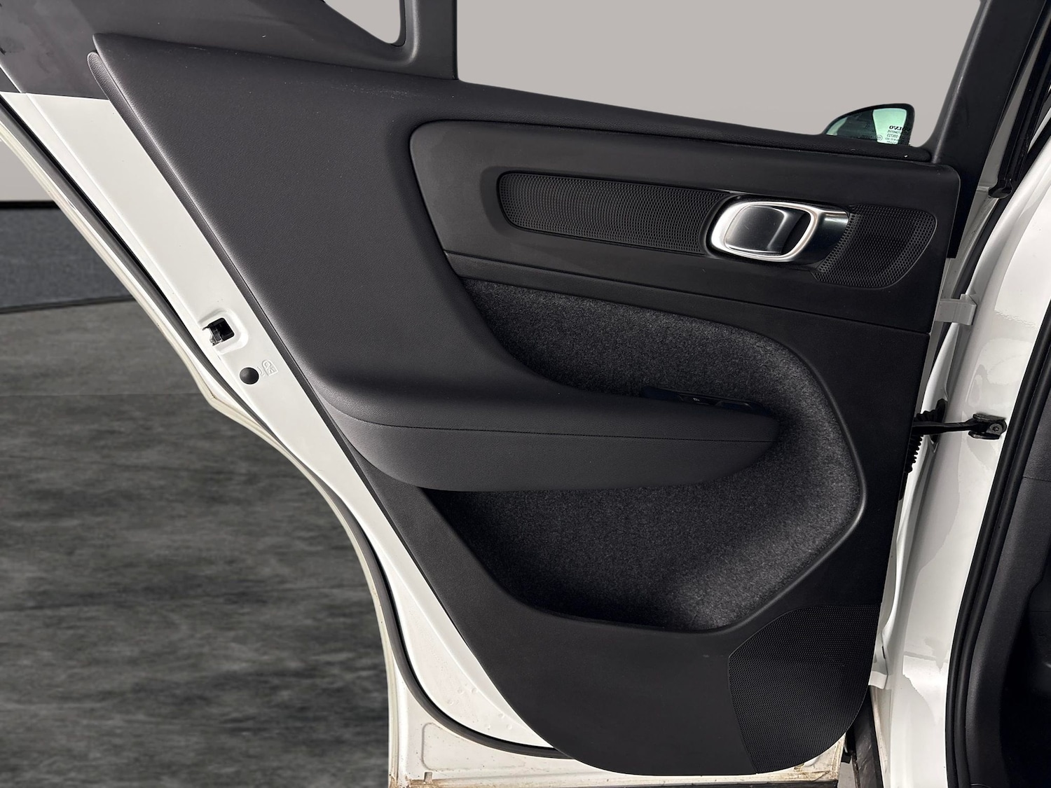 Used Volvo XC40 2022 for sale - 77031828: Photo 33