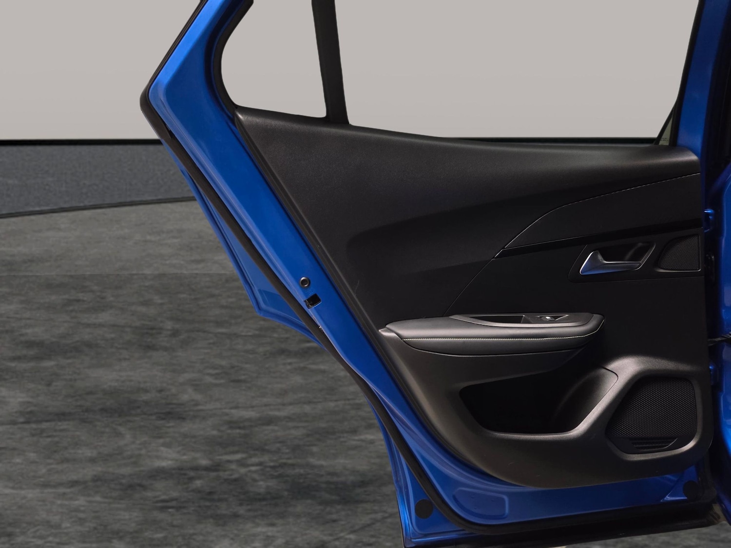 Used Peugeot E-2008 2021 for sale - 77558273: Photo 28