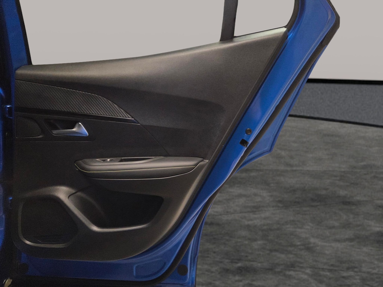 Used Peugeot E-2008 2021 for sale - 77558273: Photo 29