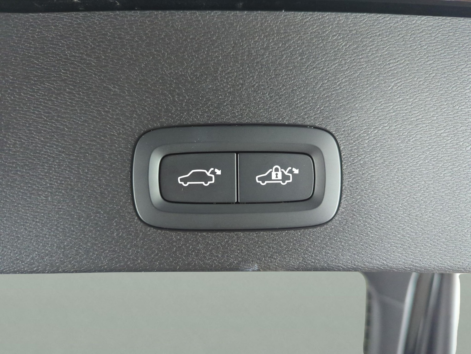 Used Volvo C40 2023 for sale - 77324271: Photo 26