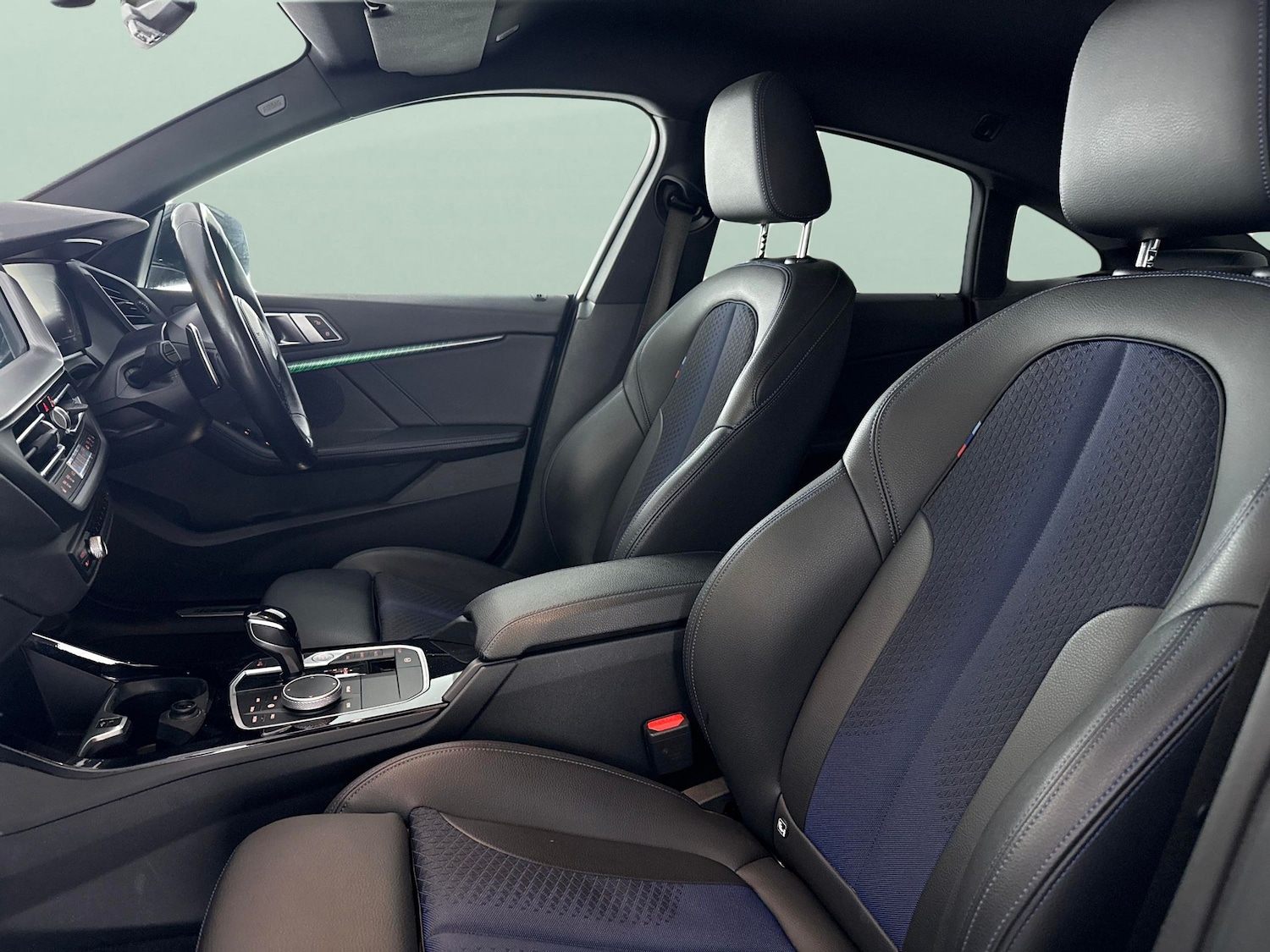 Used BMW 2 Series 2023 for sale - 77896637: Photo 4