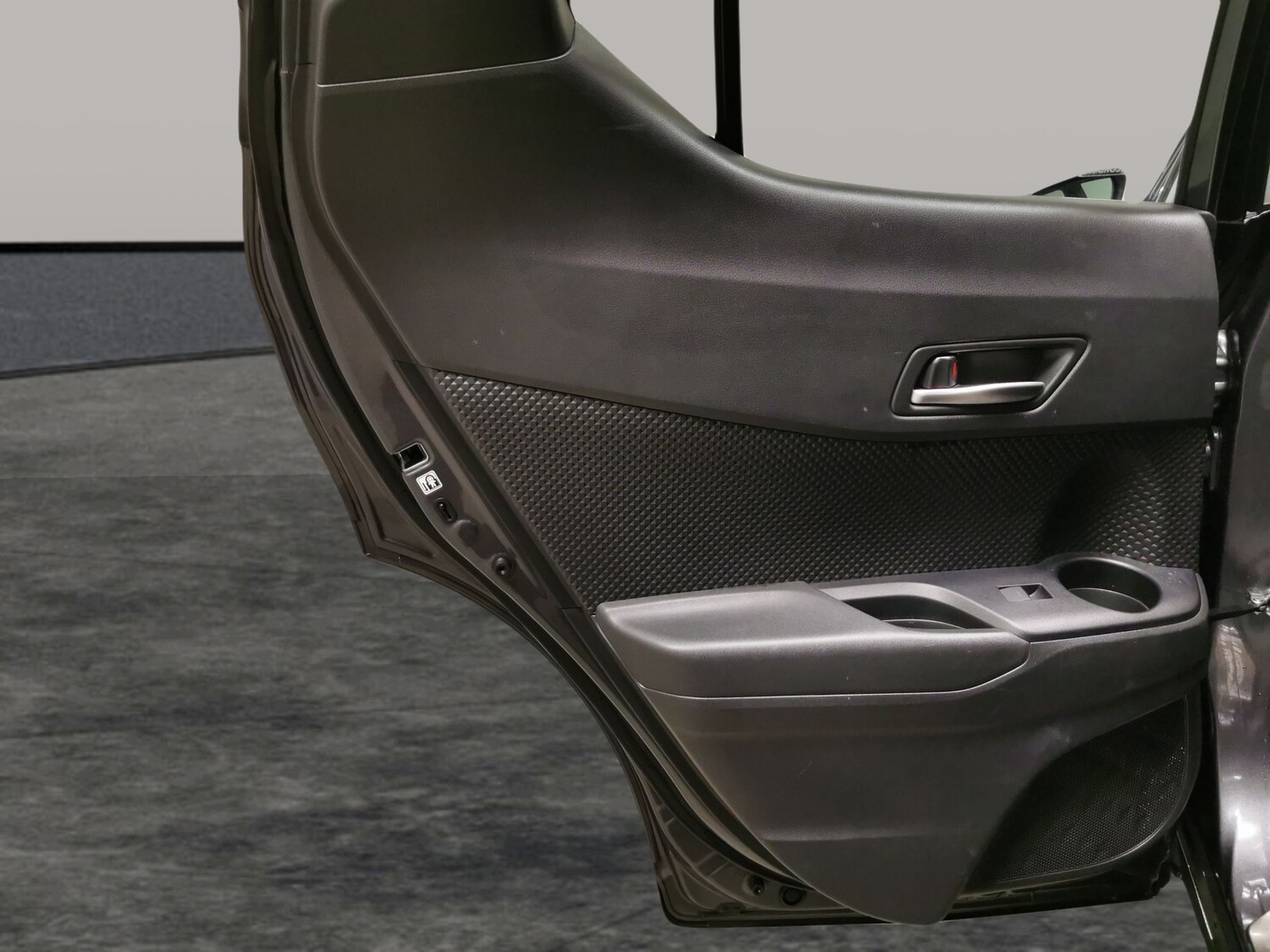 Used Toyota C-HR 2021 for sale - 77493036: Photo 23