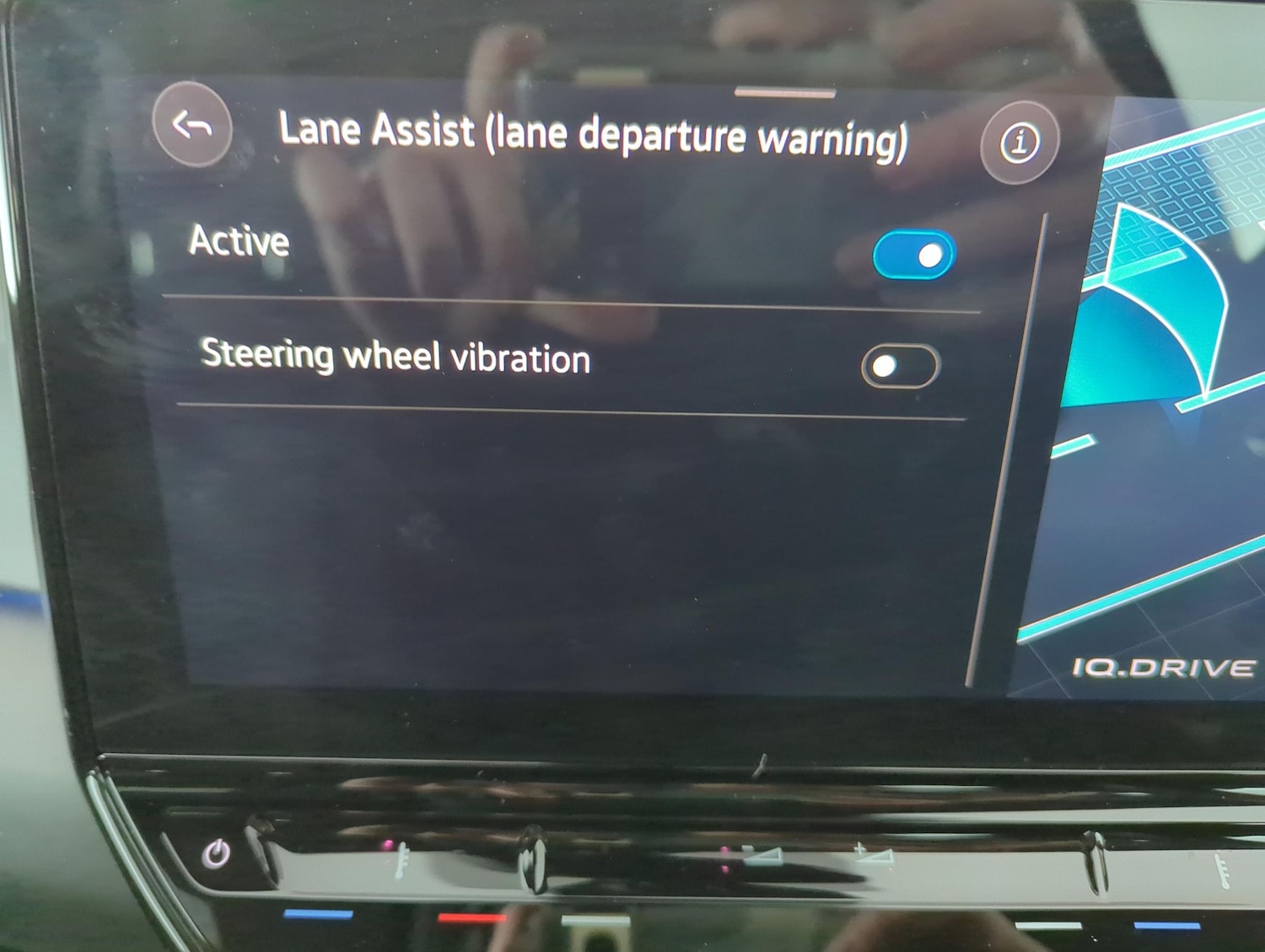 Used Volkswagen ID.3 2023 for sale - 77795398: Photo 23