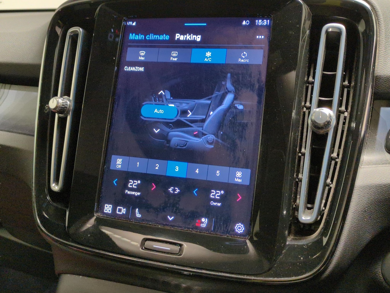 Used Volvo C40 2023 for sale - 77619674: Photo 20