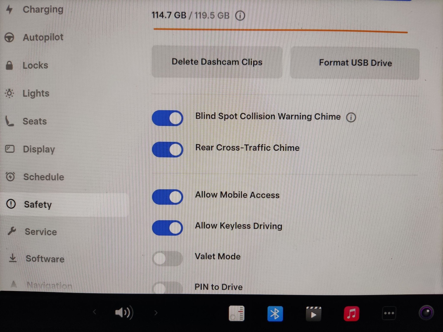 Used Tesla Model Y 2023 for sale - 77975815: Photo 17