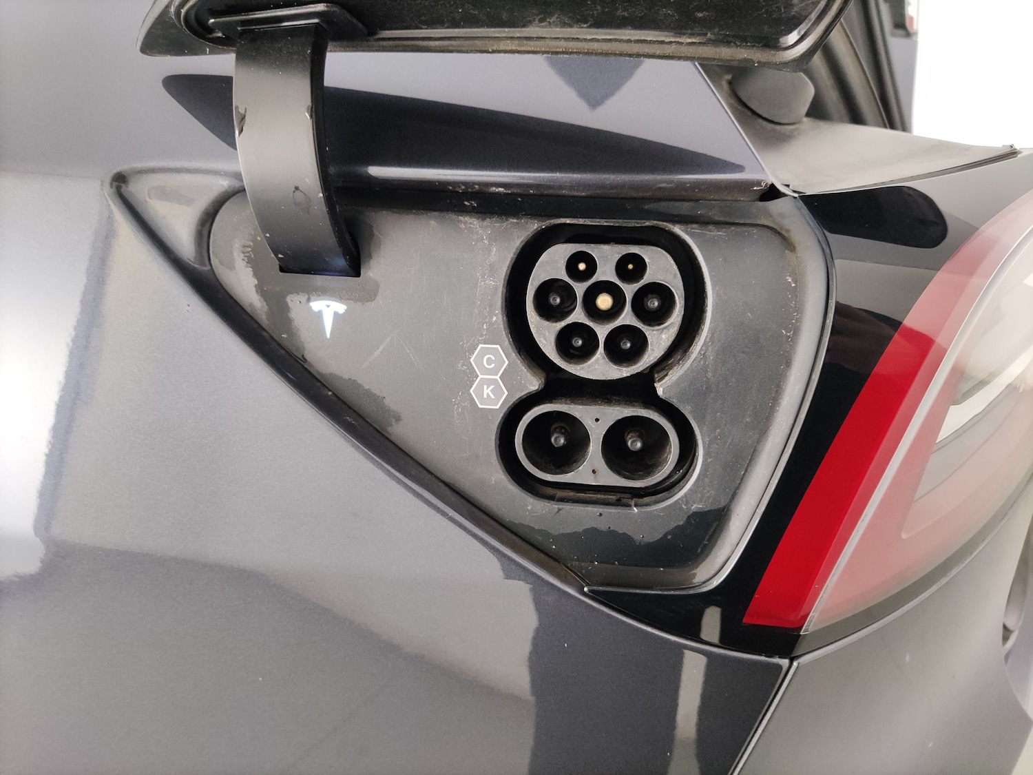 Used Tesla Model Y 2023 for sale - 77975815: Photo 35