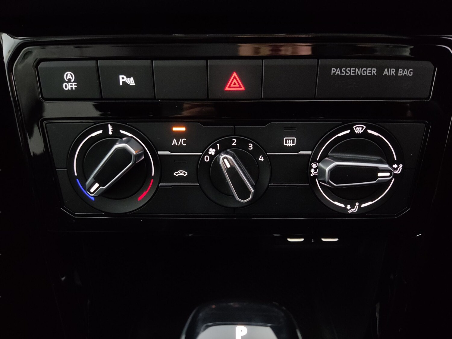 Used Volkswagen T-Cross 2023 for sale - 77962947: Photo 19