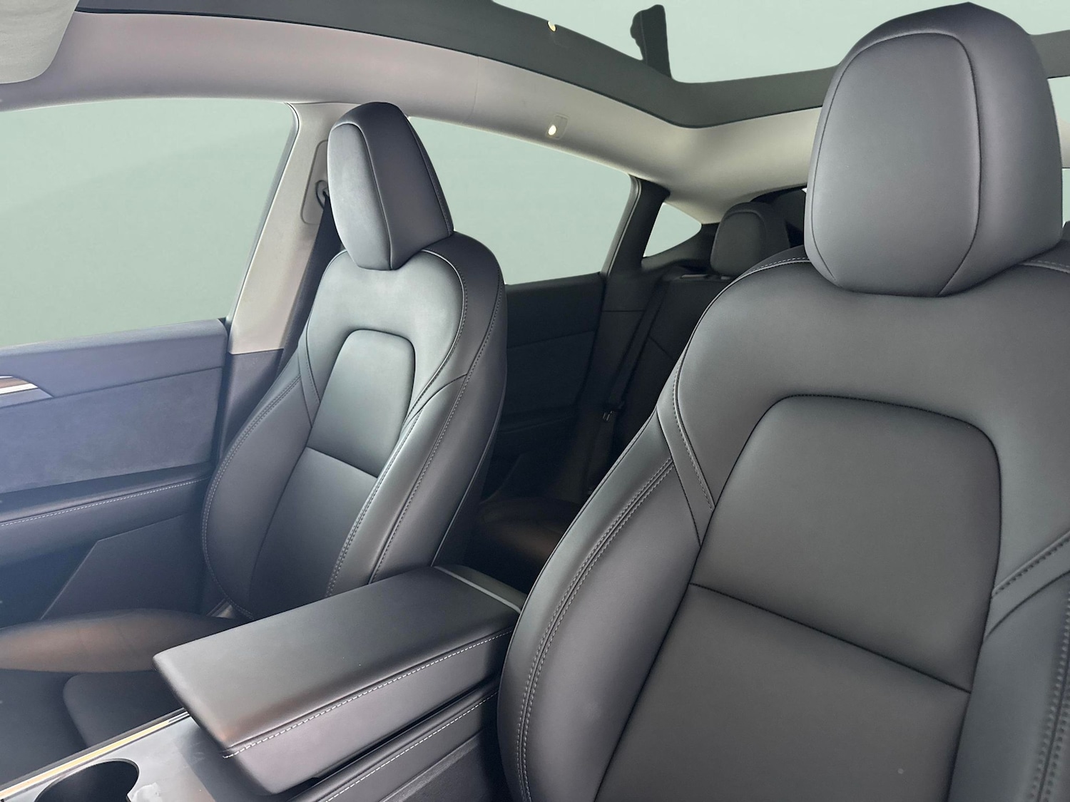 Used Tesla Model Y 2023 for sale - 77743298: Photo 6